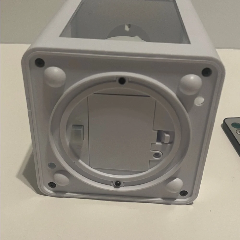 Decorative LED Flame-less Lantern with Remote